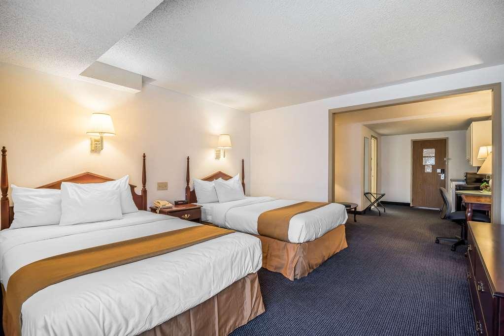 Quality Inn & Suites Albany Airport Латам Номер фото